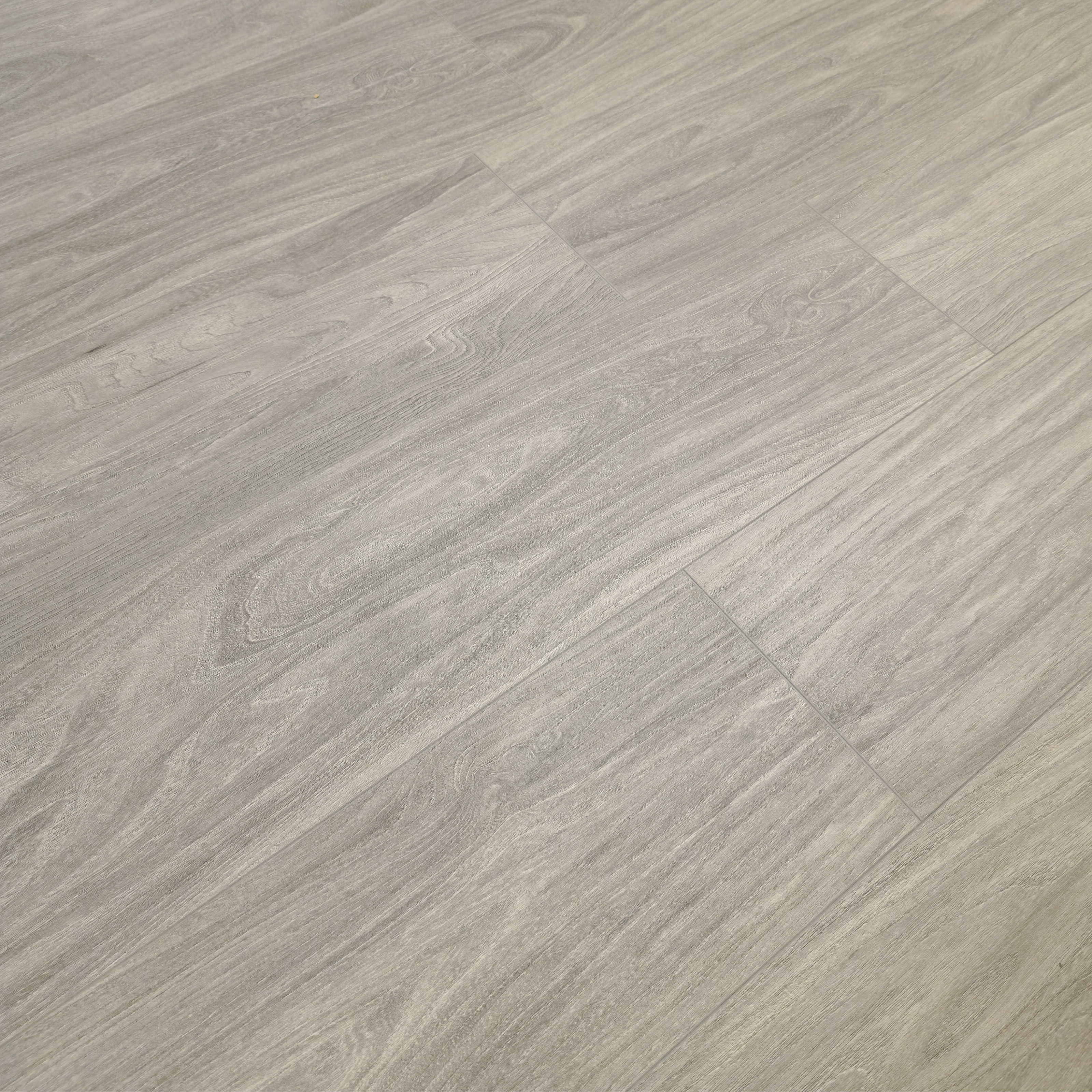 Storm Grey Oak Luxury 8mm AC5 Waterproof Laminate Flooring-9