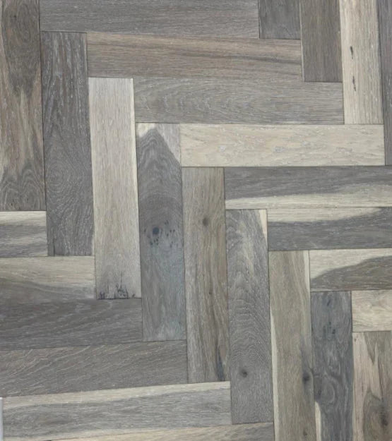 engineered-wood-flooring-verona-kensington-oak-herringbone-2
